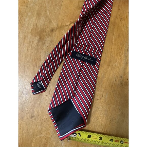 Brooks Brothers Makers Silk Tie Woven In England Hand Made USA Red Blue Stripe - Picture 6 of 6